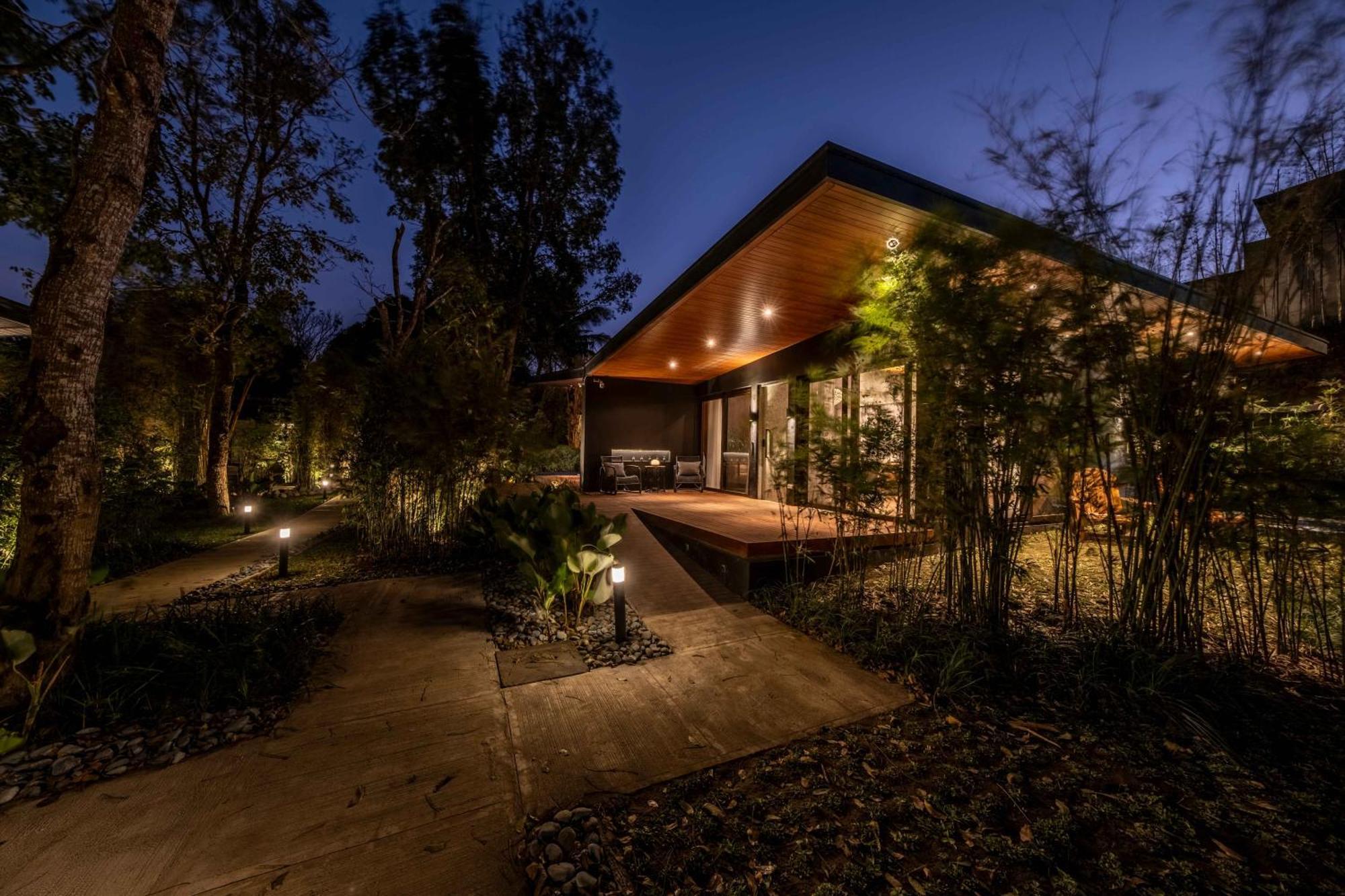 Ananda Cabin - Ezra Viniti Resort Tagaytay City Екстер'єр фото
